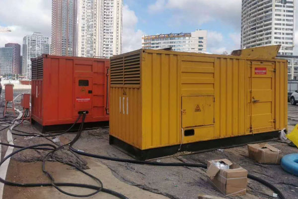 苍溪压力测试时，发电机组的燃油系统需要达到多少压力？